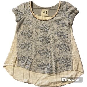 Anthropologie Top Women’s XS Cream & Blue Akemi + Kin Floral